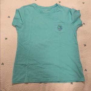 vineyard  vines tee size medium womens